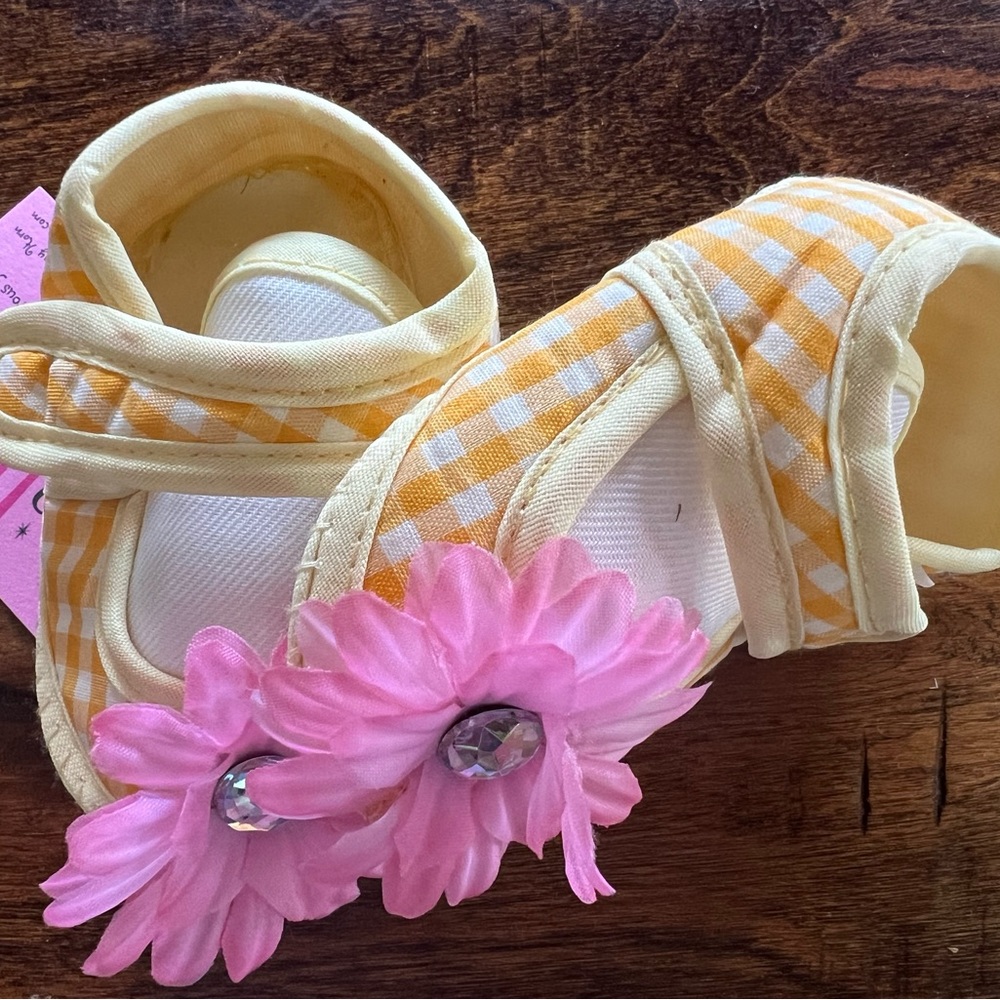 Yellow Pink Flower Baby shoes